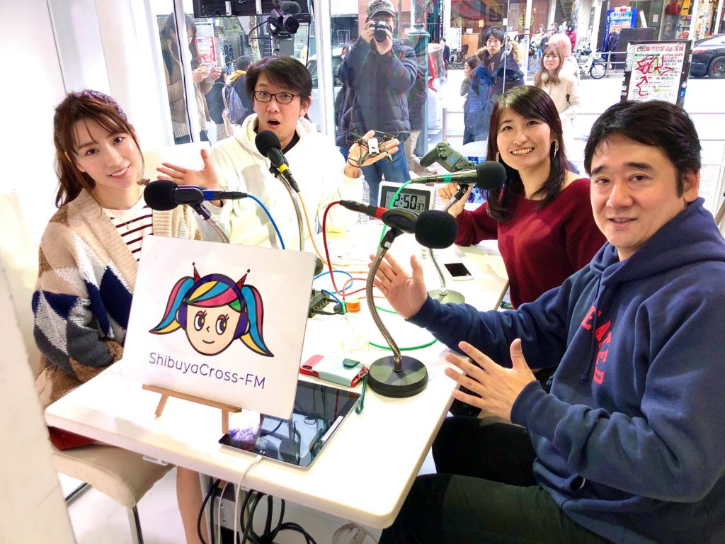 ラジオ出演の様子